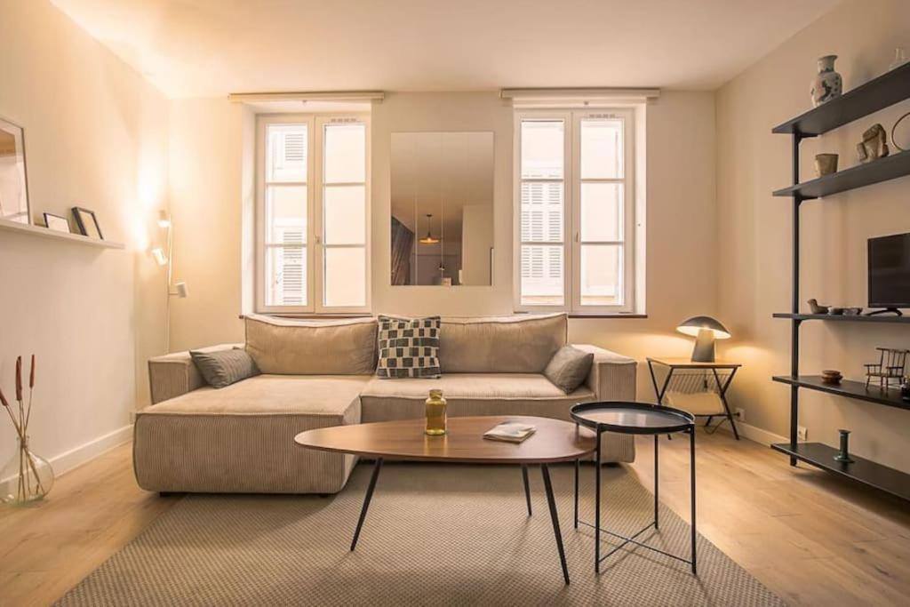 Rare Appart 2 Chambres En Duplex Design Au Panier Marseille Luaran gambar